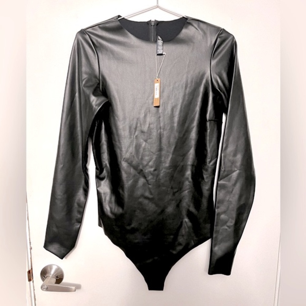 SKIMS Faux Leather Long Sleeve Bodysuit - Picture 7 of 13